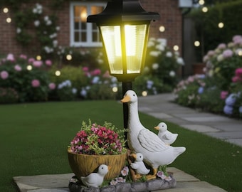 Solar Duck Garden Light with Lantern, Outdoor Animal Garden Statue, LED Patio Light, Yard Decor, Cute Garden Ornament Gift