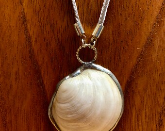 Sea Shell Necklace,Soldered pendant,Silver cord,beach necklace, Boho jewelry,Ocean necklace,Gift for Woman,Christmas gift,Sea shell pendant