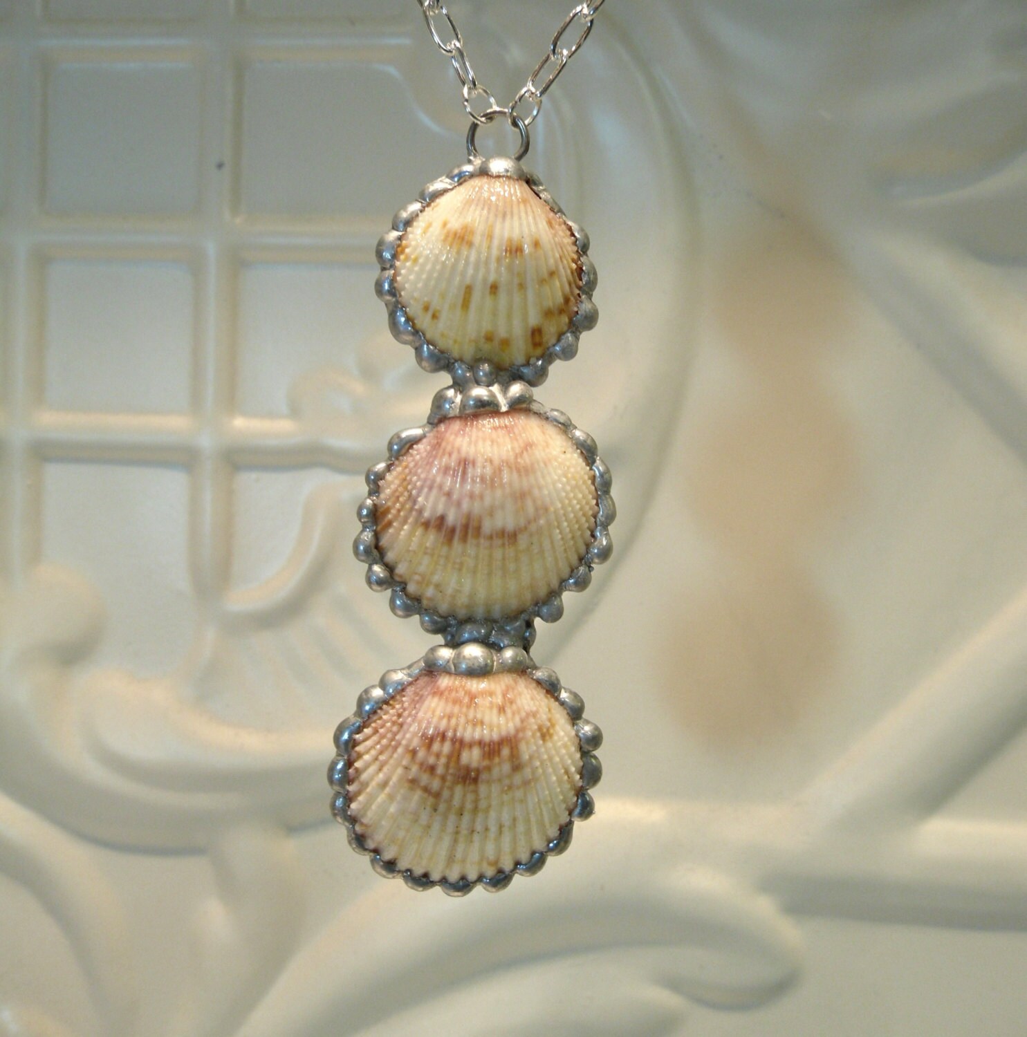 Cockle Sea Shell Soldered Pendant Necklace - Etsy