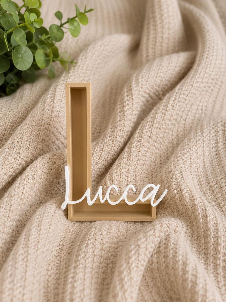 Personalized magnetic name fridge magnet, minimalist custom name