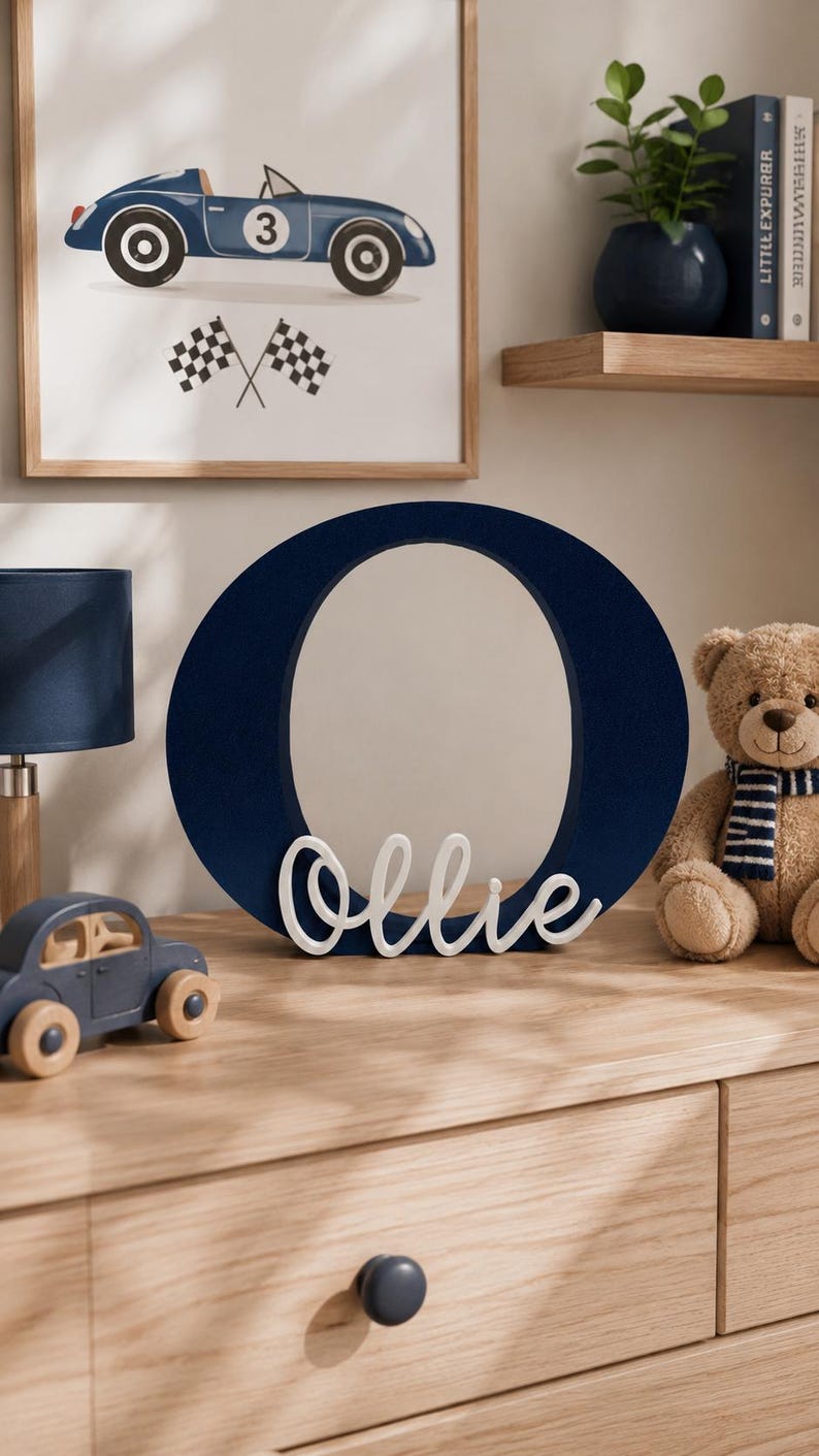 Ollie letter and name sign