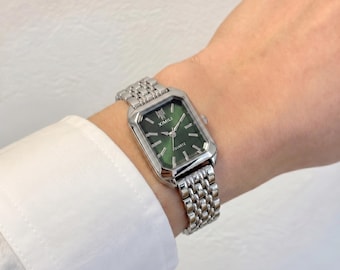 Orologio da donna con bracciale rettangolare, quadrante piccolo, argento e verde, elegante e alla moda.