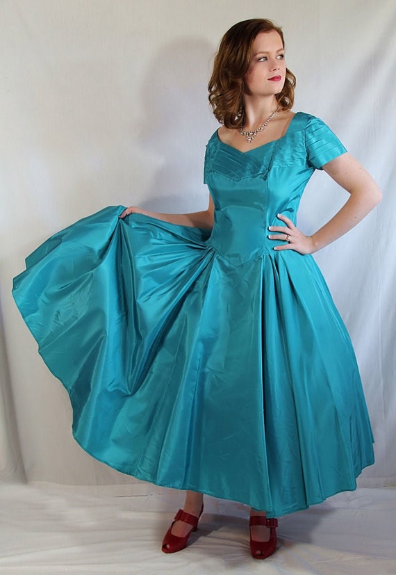 50s Dress, Vintage Wedding, Cocktail Party, Circle
