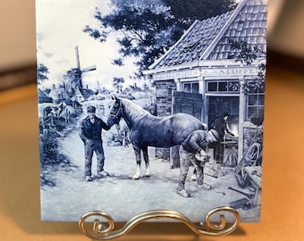 Azulejo decorativo de Delft azul holandés con caballo y herrador, 1984