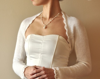 Pull de mariée, boléro de mariage, laine d'alpaga, crème clair de couleur chaude, boléro de mariée, boléro de soirée, haussement d'épaules de mariée, haussement d'épaules de mariage, tenue vestimentaire