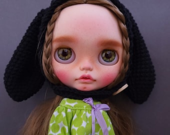 Kundenspezifische Blythe-Puppe OOAK, Blythe Takara-Puppe RBL + Apfel