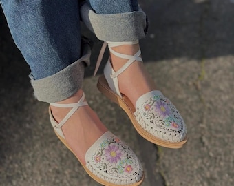 Mexikanische Leder Huaraches Blume / Schnürsenkel Artesanal