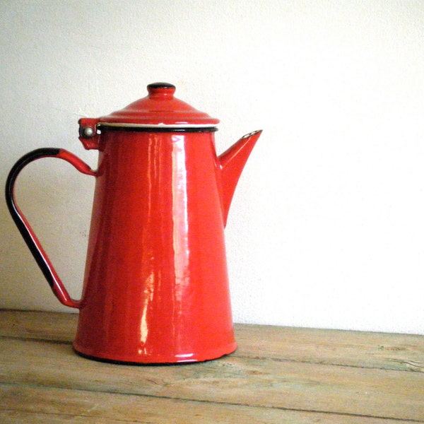 Vintage Enamel Coffee pot, Fire engine Red Enamelware Kettle