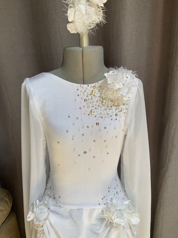 white long sleeve dance dress Amazon.com: OJEVMLFVQ Praise Dance Dress Womems Lyrical White Long Sleeve  Praise Dance Dress Liturgical Tunic Church Worship(White,XL) : Clothing,  Shoes & Jewelry