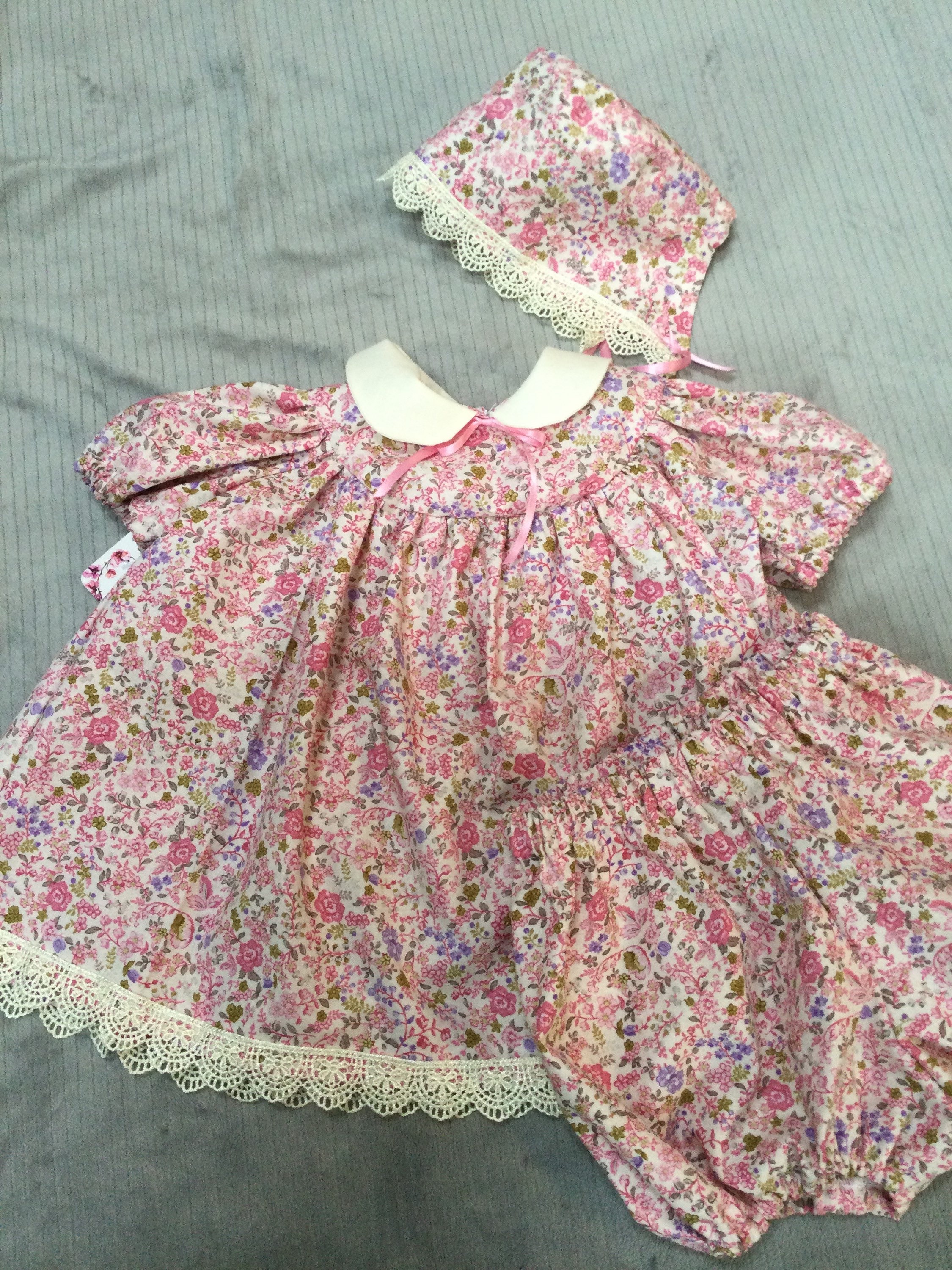 Baby girl vintage dress with matching sun and bloomers Etsy