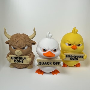 Grumpy Farm Animals Figures: Ko, Anka, Kyckling Skrivbordsdekorationsset