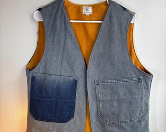 Chaleco de patchwork vaquero / Chaleco de ropa de trabajo reciclada / Forrado en pana / Prenda utilitaria hecha a mano / Talla L