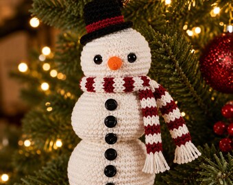 Crochet Snowman Christmas Decoration PDF Pattern | Stacked Amigurumi Snowman Ornament with Top Hat & Scarf | Advanced Beginner | 5-6in