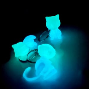 Glow in the Dark 3d Printed Mew Keychain