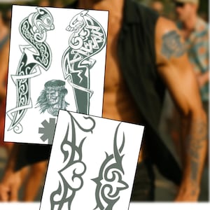 Puede incluir: Hojas de tatuajes temporales con varios diseños tribales en tonos grises. Las hojas muestran nudos celtas, figuras de animales estilizadas y patrones abstractos. Los tatuajes se muestran sobre un fondo borroso.