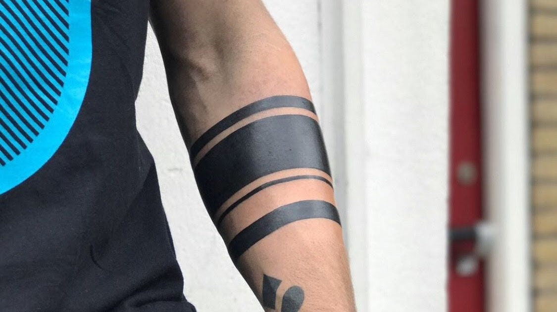 Buy Simple Black Bicep Armband Tattoo for Men, Solid Black Arm Band Tattoo,  Upper Armband Tattoo, Single Black Fine Line Temporary Tattoo Online in  India - Etsy