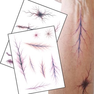 Peut inclure: Planches de tatouages temporaires avec divers motifs d'éclairs et de motifs en forme de veines dans des tons de violet, de bleu et de rouge. L'image montre également un tatouage appliqué sur la peau.