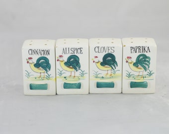 Pepper Vintage 70/'s Mod Mexican Rooster Wooden Spice Shakers Spice Dining set of 4 Paprika Garlic Salt Kitchen All Spice