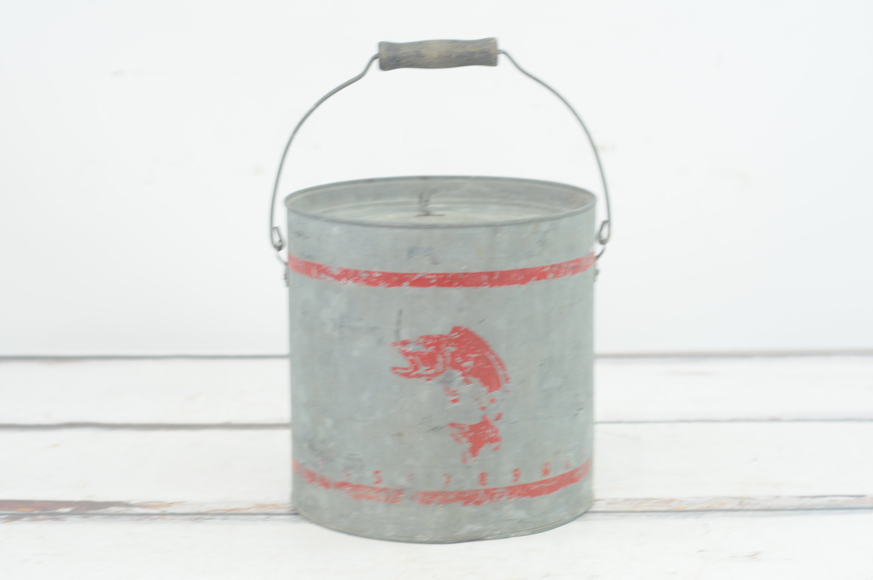 Early . Vintage Red One Piece Old Pal Bait Bucket Galvanized