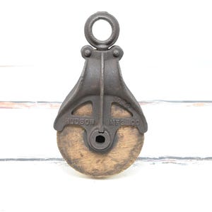 Antique Barn Pulley Block and Tackle Cast Iron and Wood Hudson MFG 1020