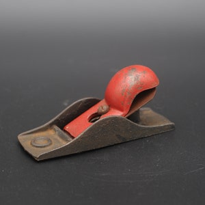 Vintage Small Unbranded Block Plane Sharp.