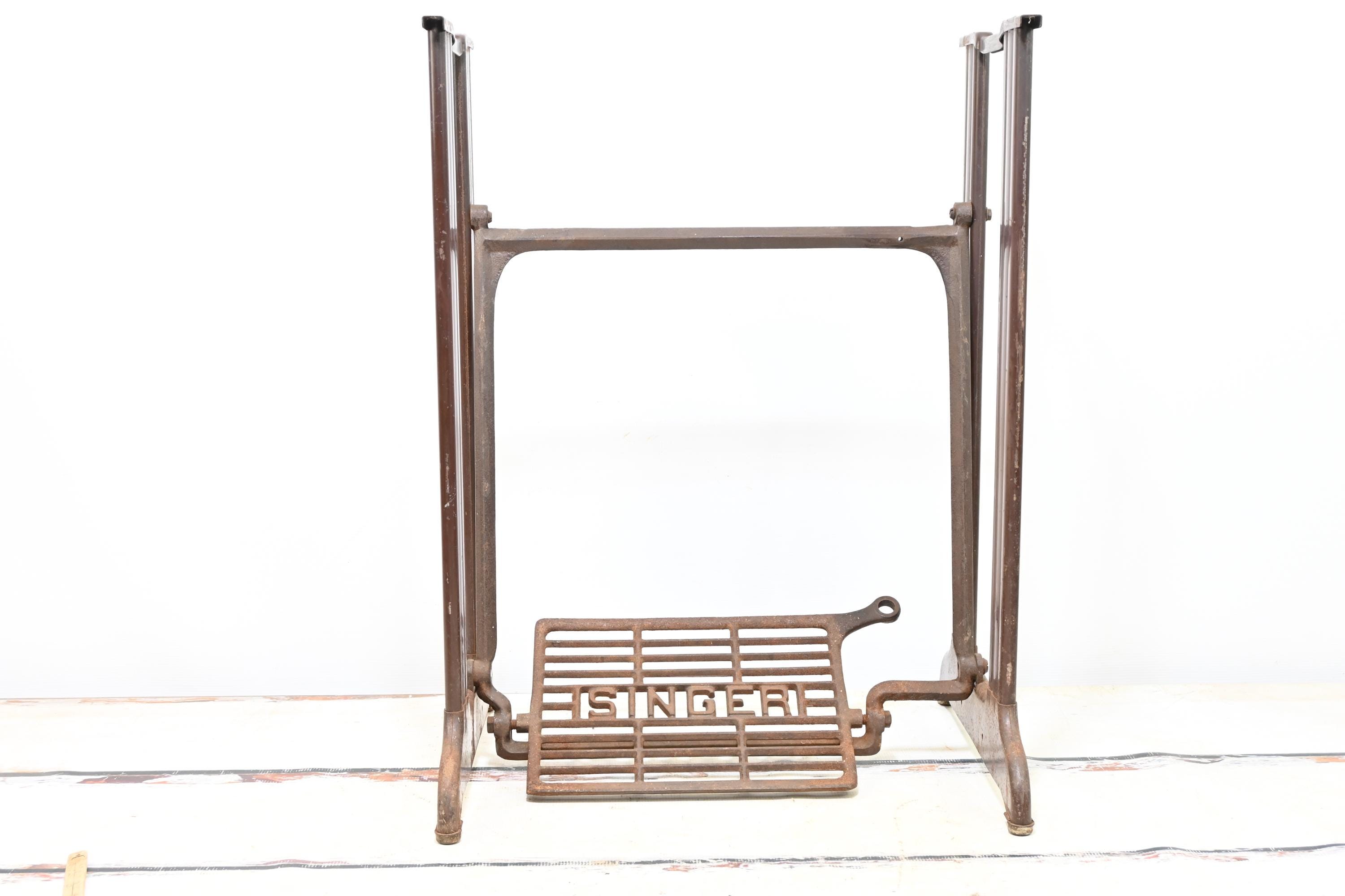 GALLUPウッド天板✳︎ミシン台✳︎アンティーク Antique sewing machine table - Etsy 日本