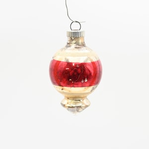 Vintage Weihnachtsschmuck Silber weiß und rot glänzend Brite Doppel Teardrop Glas Weihnachtsschmuck (Box #138+)