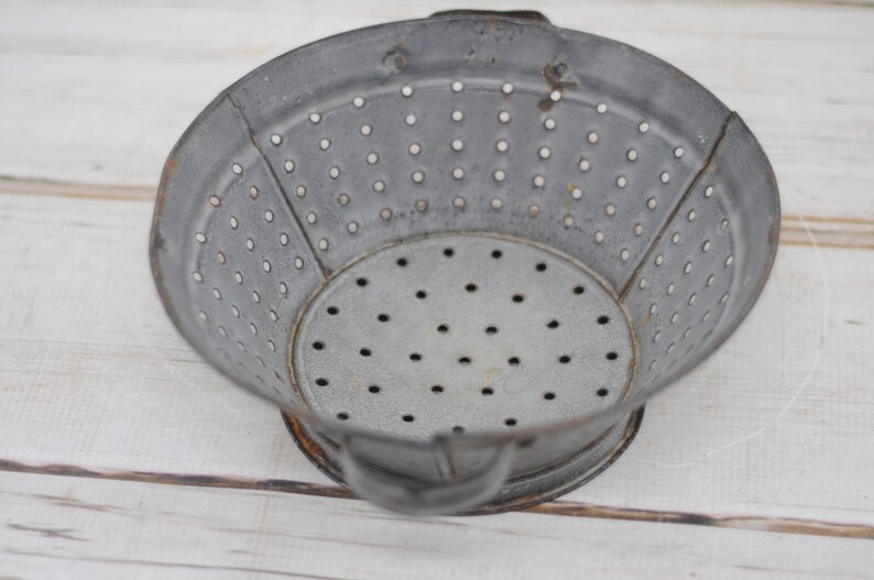 Colander Gray Graniteware Granite Ware Enamel Ware Strainer #8 Vintage