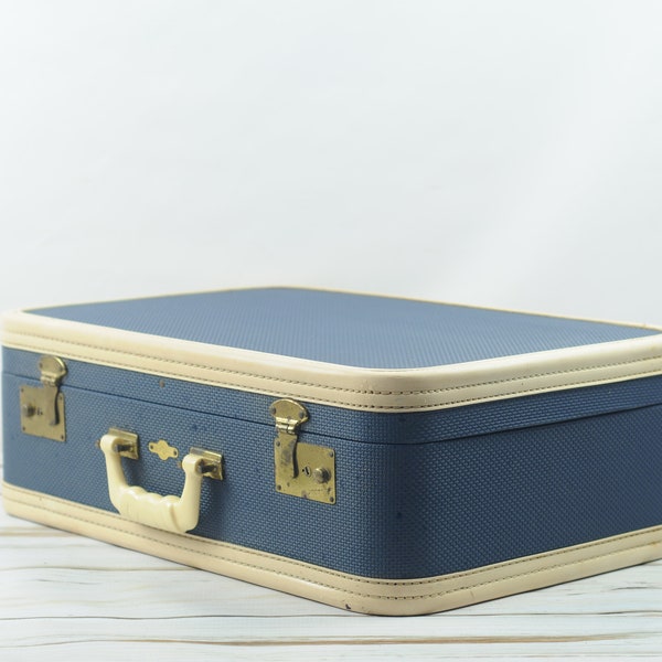 Vintage . Midcentury Empire Brand 40s-Retro Blue Suitcase With Keys