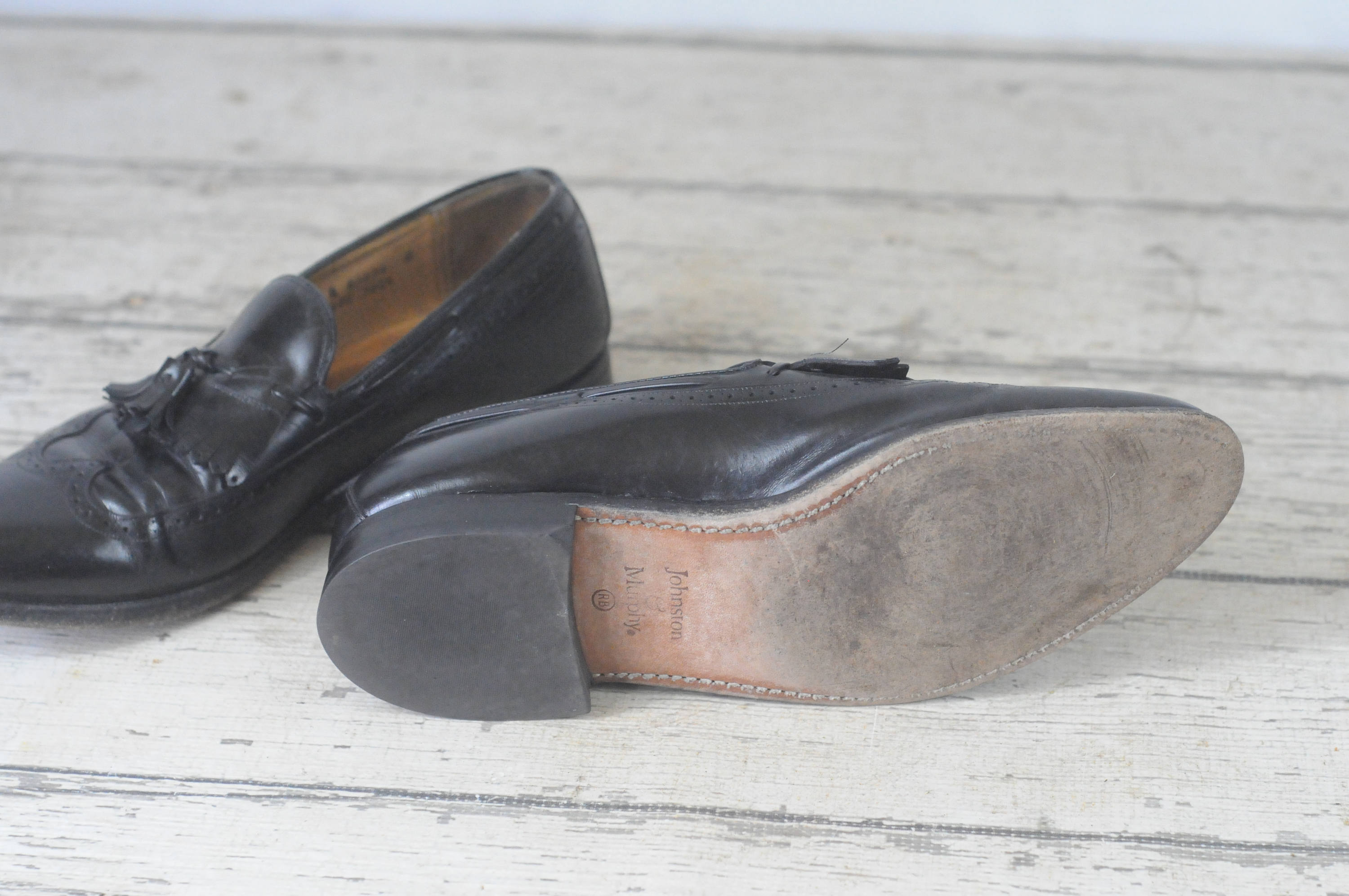Vintage . Johnston and Murphy Mens Shoes Sz 10.5 M Black 