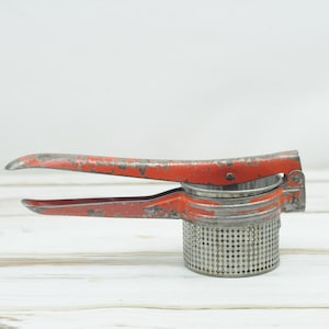 Vintage . Potato Cauliflower Ricer Potato Masher Vintage Red Kitchen