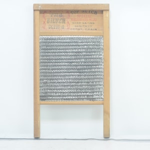 Vintage . Zinc And Wood Silver King Washboard National Washboard Co No 824 Chicago Memphis