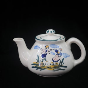 Vintage . Teapot L & M, INC Dutch Scene Porcelain Teapot