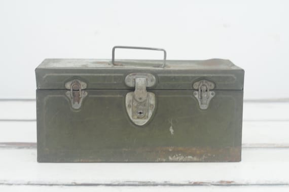 Vintage Green Metal Tackle Box Climax Tool Box One Cantilever Tray