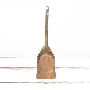 Vintage 19-inch metalen brandschop asverwijdering korte steel rustieke zware schopschep