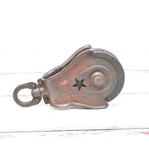 Antique Primitive Cast Iron Starline Barn Hay Trolley Pulley Wood Wheel +