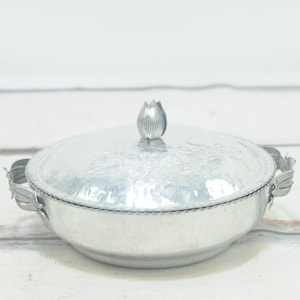 Vintage Hammered Aluminum Bowl  Tulip Flowers Handles, Knob and Etched On the Lid Aluminum Bowl and Lid Serving Piece 9&quot;D