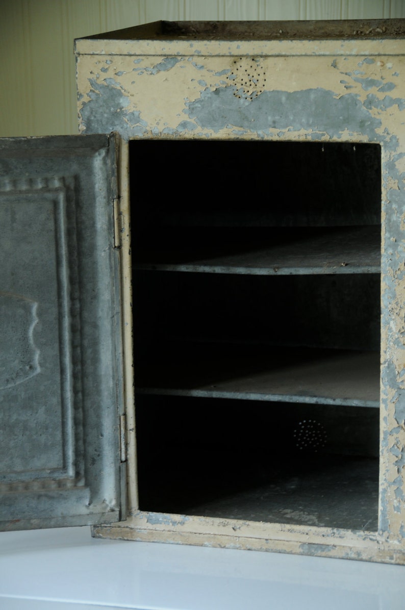 Vintage/Antique Bread Box Pie Safe Tin Pie Tin Chippy Etsy