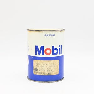 Vintage Unopened Collectible Display MOBIL Filling Station 1 Pound Mobilgrease 1977