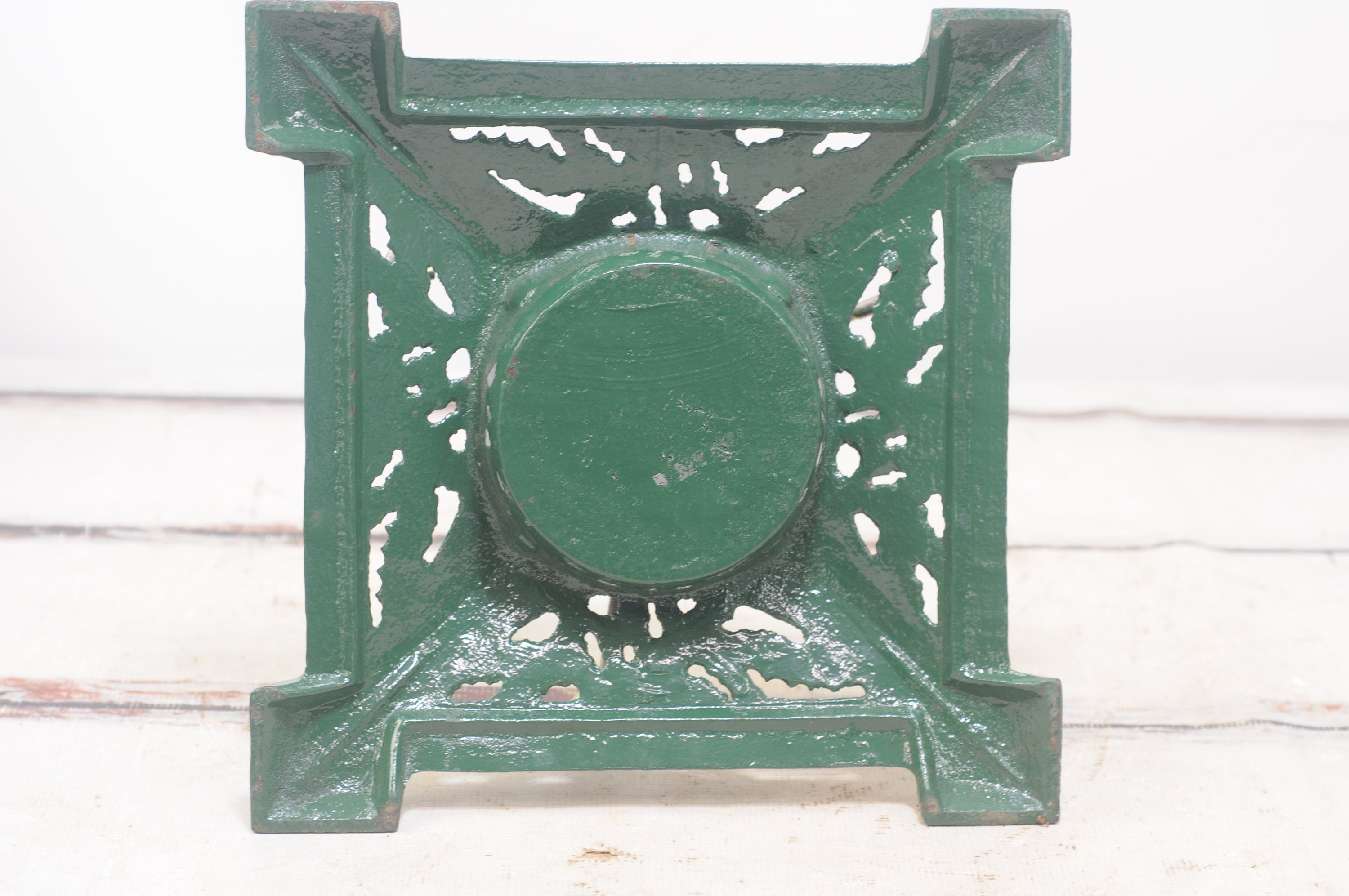 ヴィンテージ装飾グリーン鋳鉄クリスマスツリースタンドベース 13.75