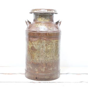 Rare Vintage Pet Milk Co Can Cream Can 10 Gallon Rusty Milk Can