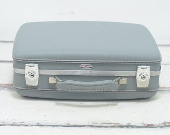 Vintage American Tourister Medium Size Suitcase Luggage Medium Gray Pink Good Con