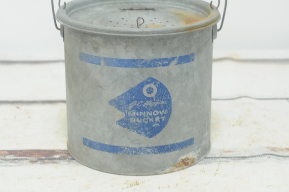 Vintage JC Higgins Sears and Roebuck Galvanized Metal Minnow Bucket Bait  Bucket