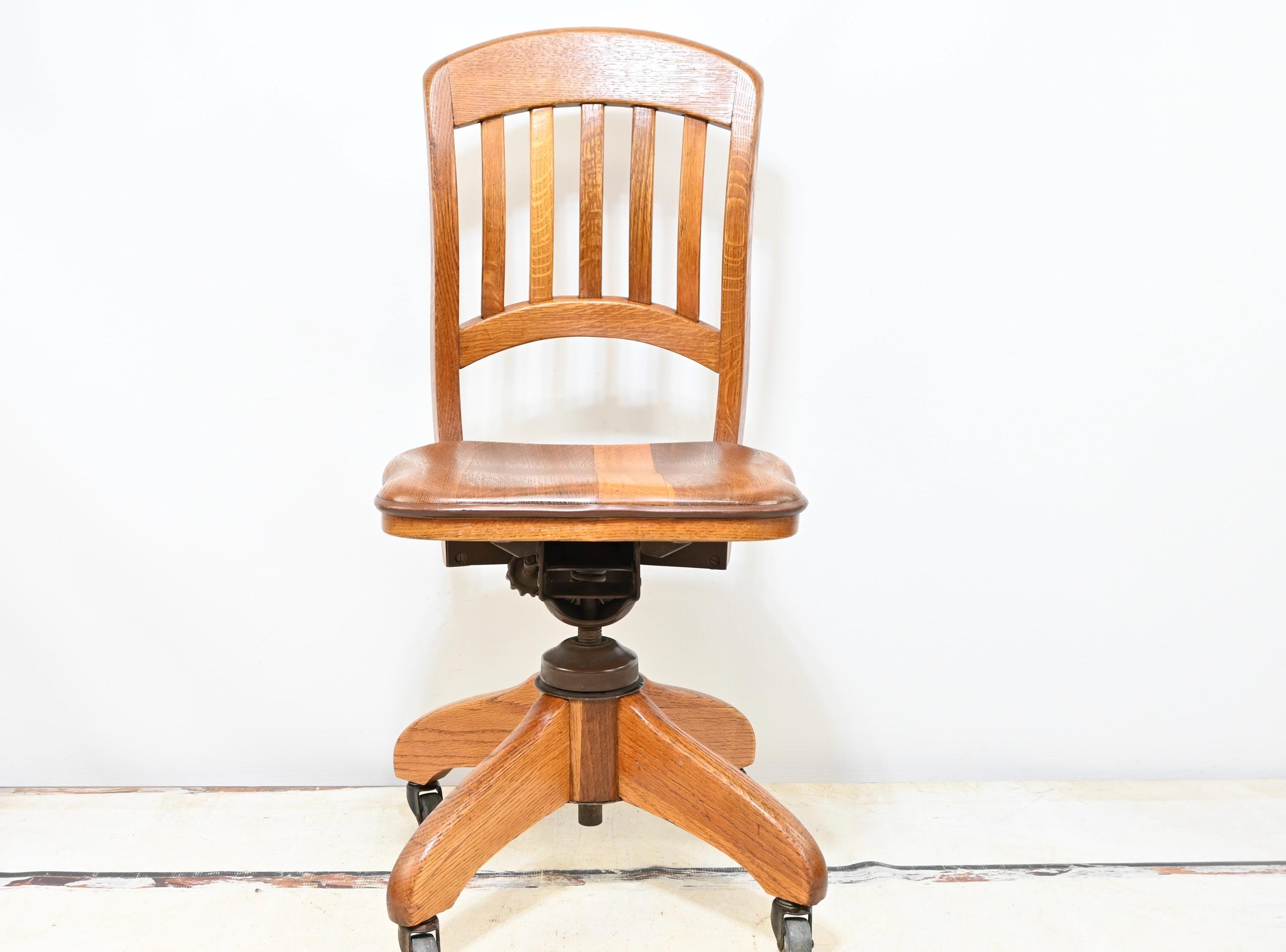 Gunlocke chair - Etsy 日本