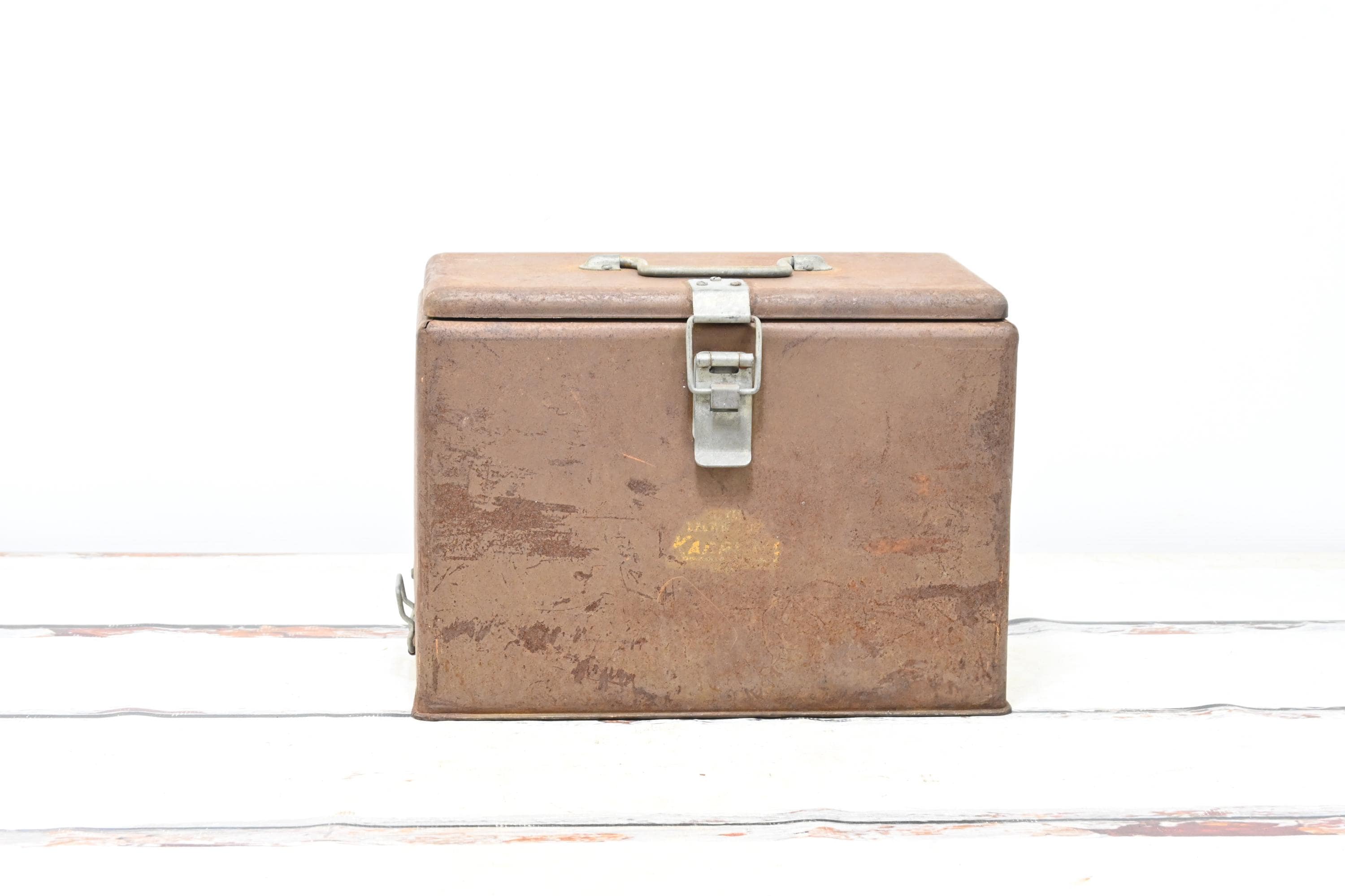 Rare Vintage 1950's KARRYALL Little Brown Jug Metal Ice Cooler