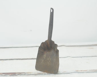 Pala de metal vintage con mango corto para quitar cenizas, rústica, resistente