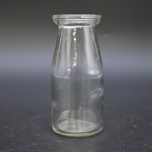 Vintage . Unmarked 1/2 Pint Milk Bottle Glass Bottle Bud Vase
