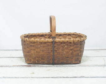 Antique . 1920 Slatted Wood Splint Laundry Basket Gathering Basket Large Antique Woven Basket Fixed Handle