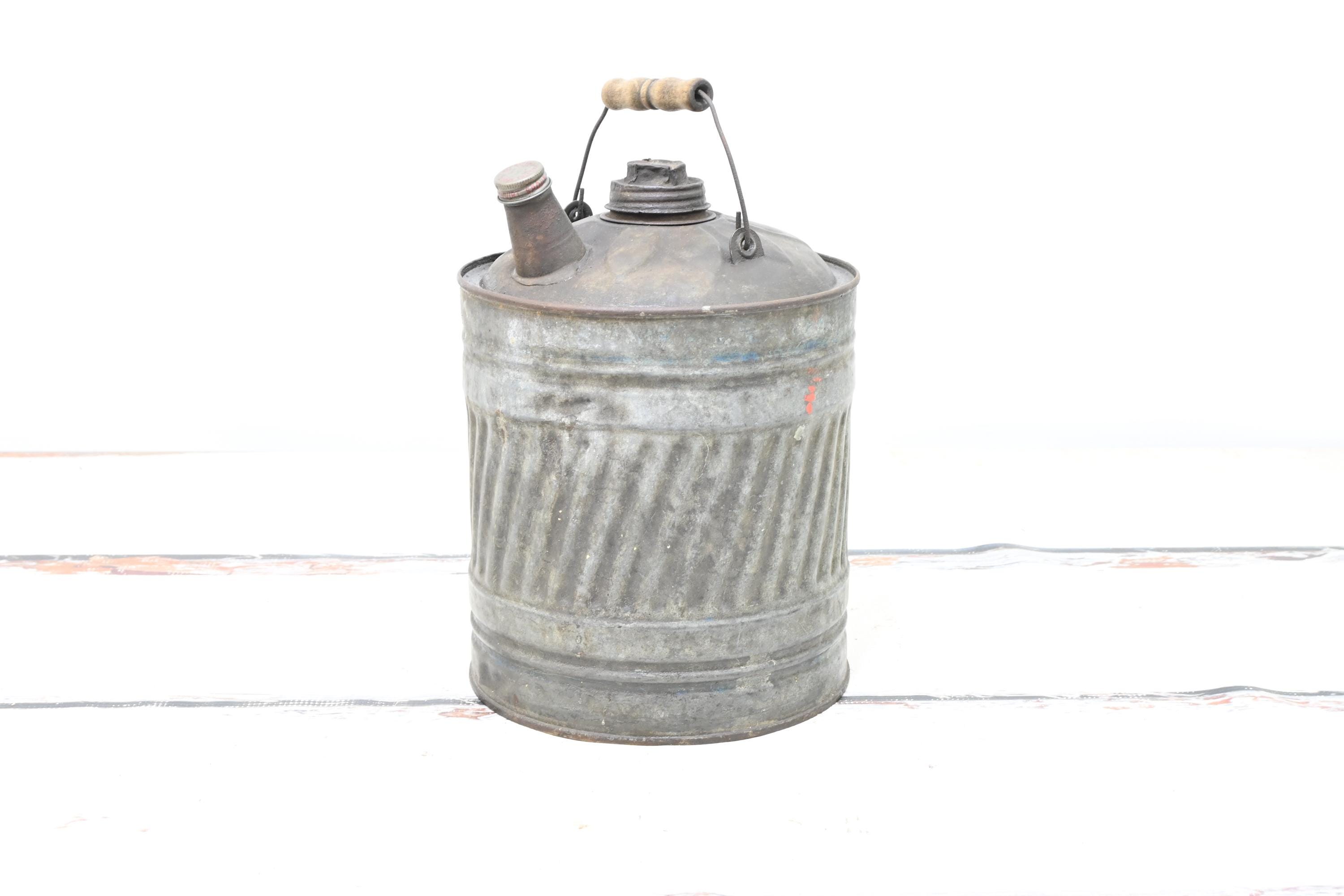 アンティーク Delphos ガソリン缶 2ガロン 赤 USA アメリカ