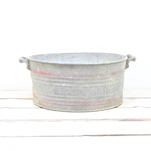 Vintage #3 Superior? Galvanized Tub Wash Tub Bucket Wood Handles Red Stripes